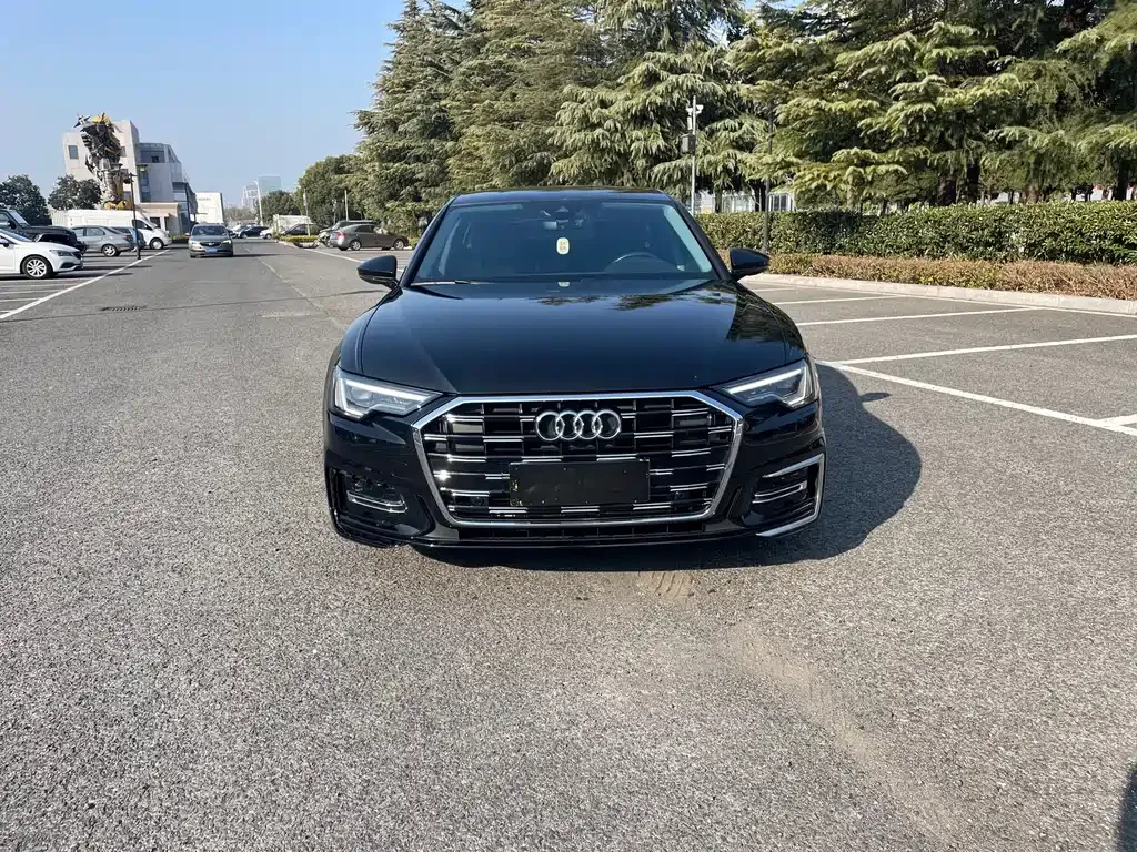 Audi A6L — фото 9