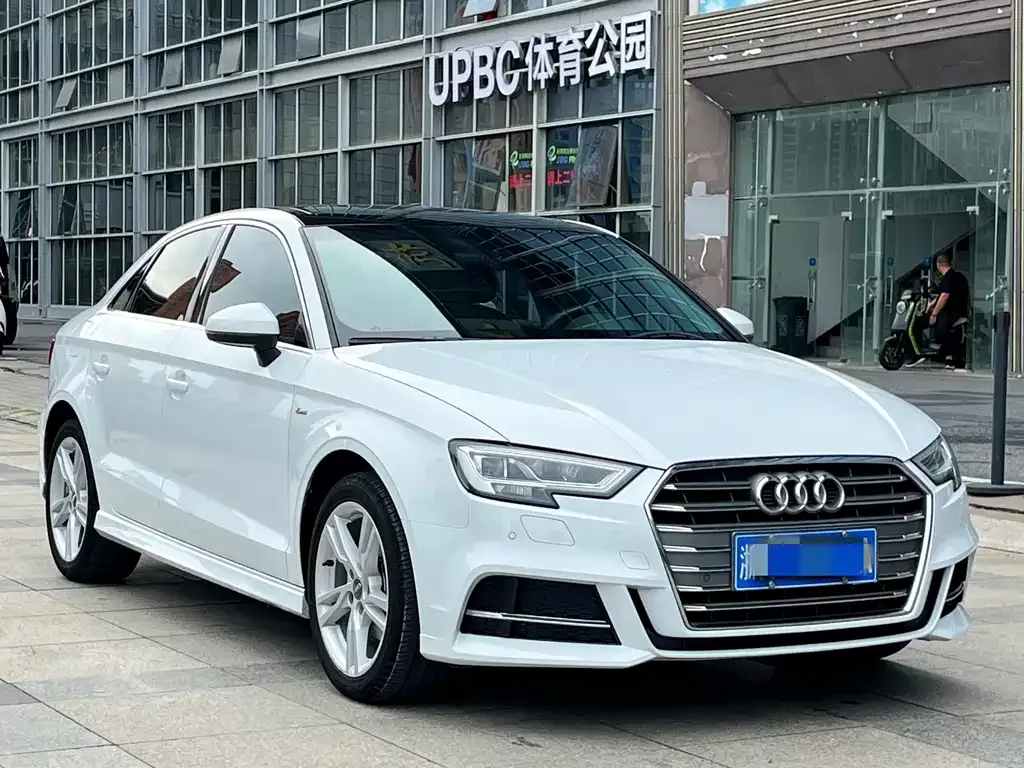 Audi A3 — фото 9