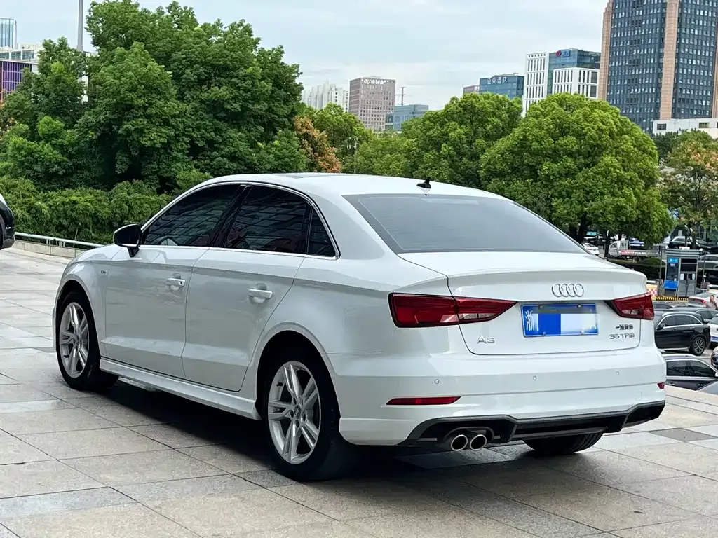 Audi A3 — фото 8