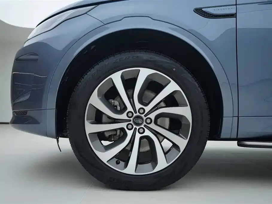 Land Rover Discovery Sport — фото 9