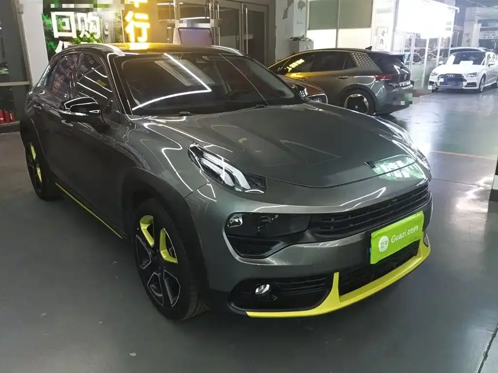 Lynk & Co 02 — фото 3