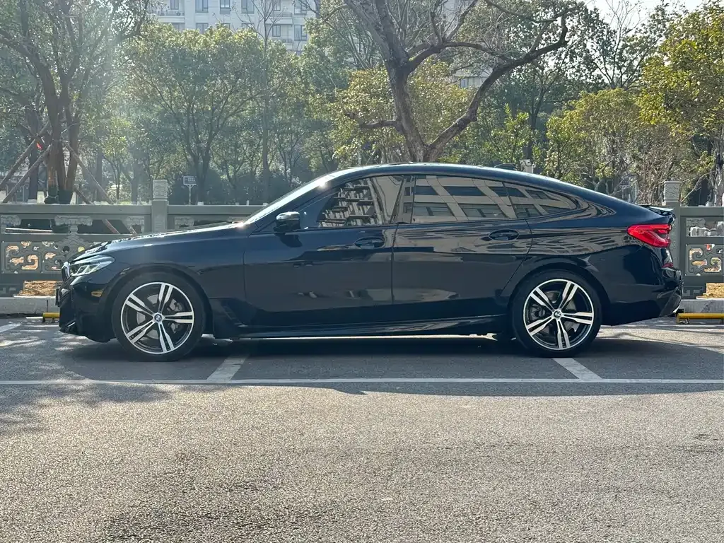 BMW 6 Series GT — фото 10