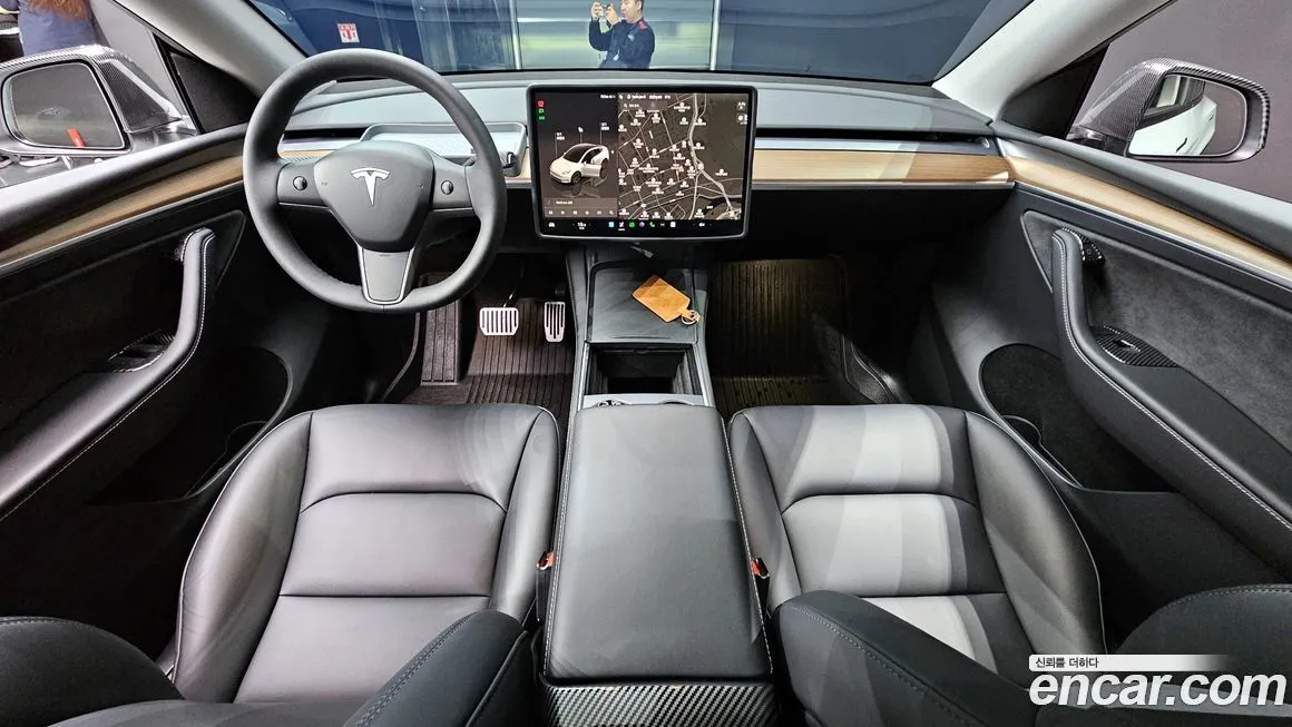 Tesla Model Y — фото 7