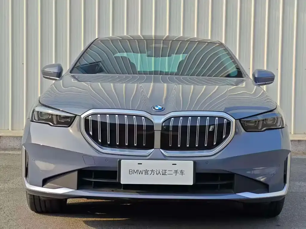 BMW i5 — фото 9