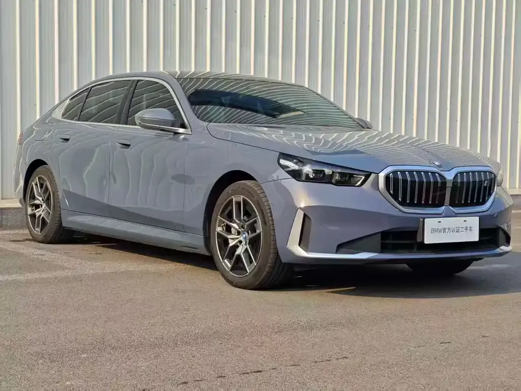 BMW i5 — фото 5