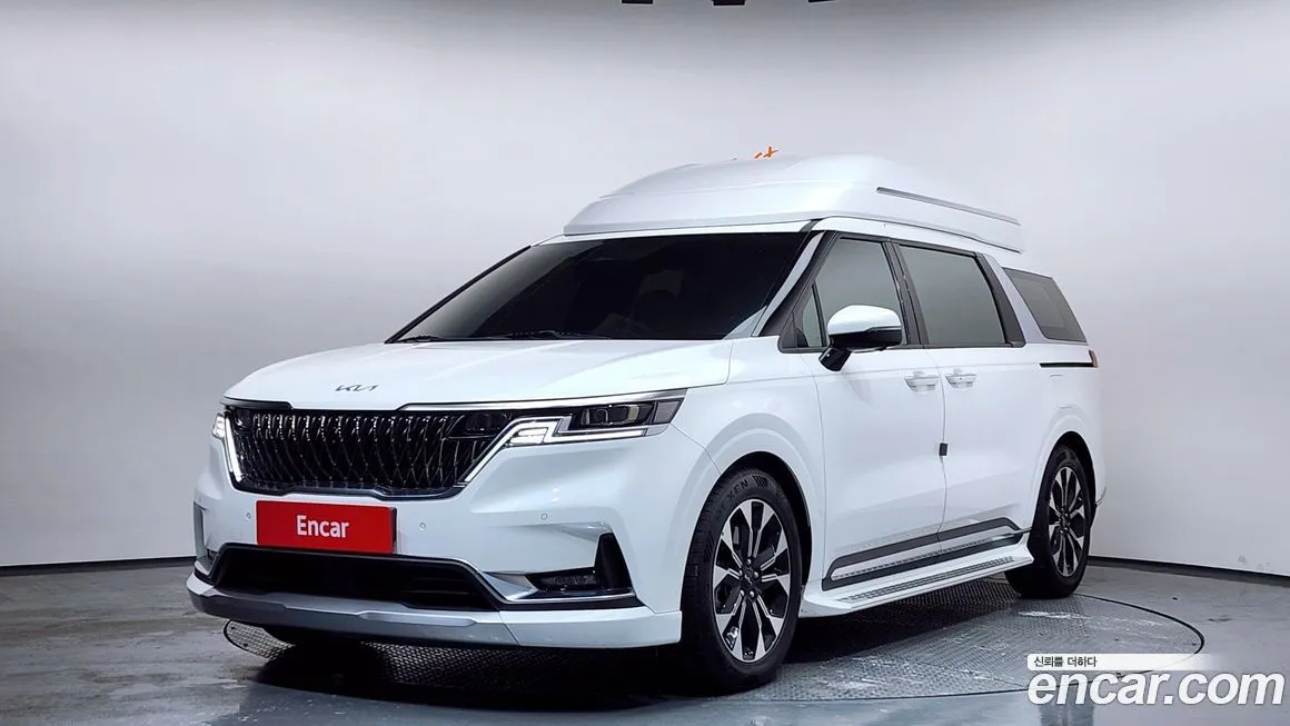 Kia Carnival — фото 1