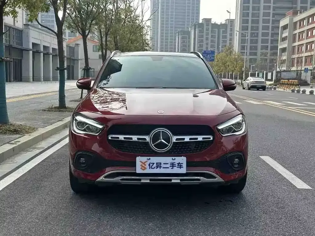 Mercedes-Benz GLA — фото 2
