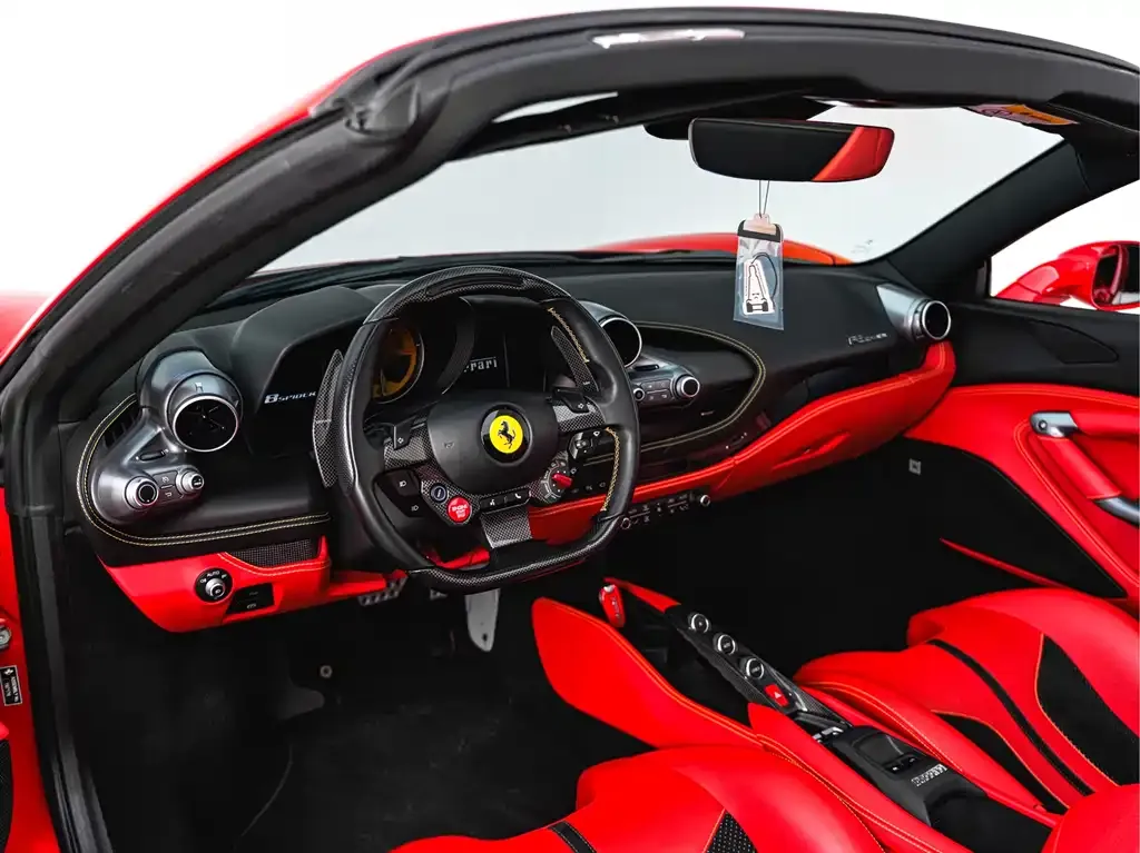 Ferrari F8 — фото 9