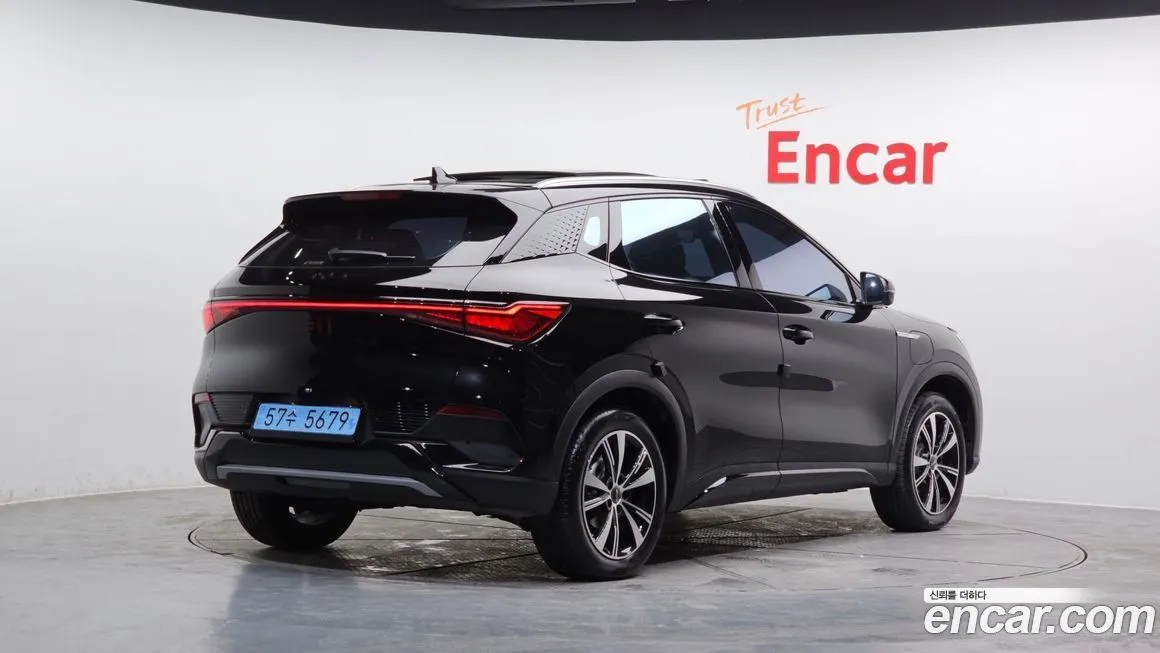 BYD Atto 3 — фото 10