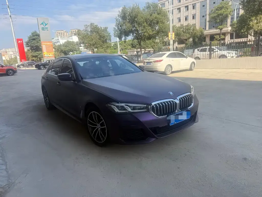BMW 5 Series — фото 2