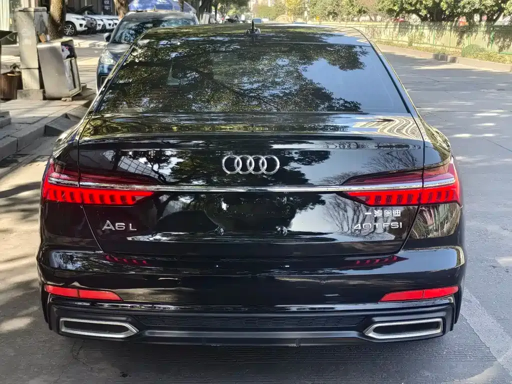 Audi A6L — фото 9