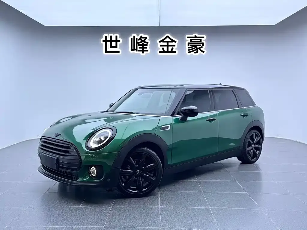 MINI Clubman — фото 1