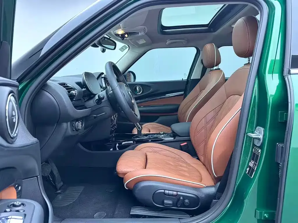 MINI Clubman — фото 10