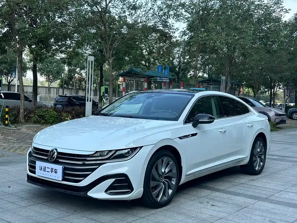 Volkswagen CC — фото 1