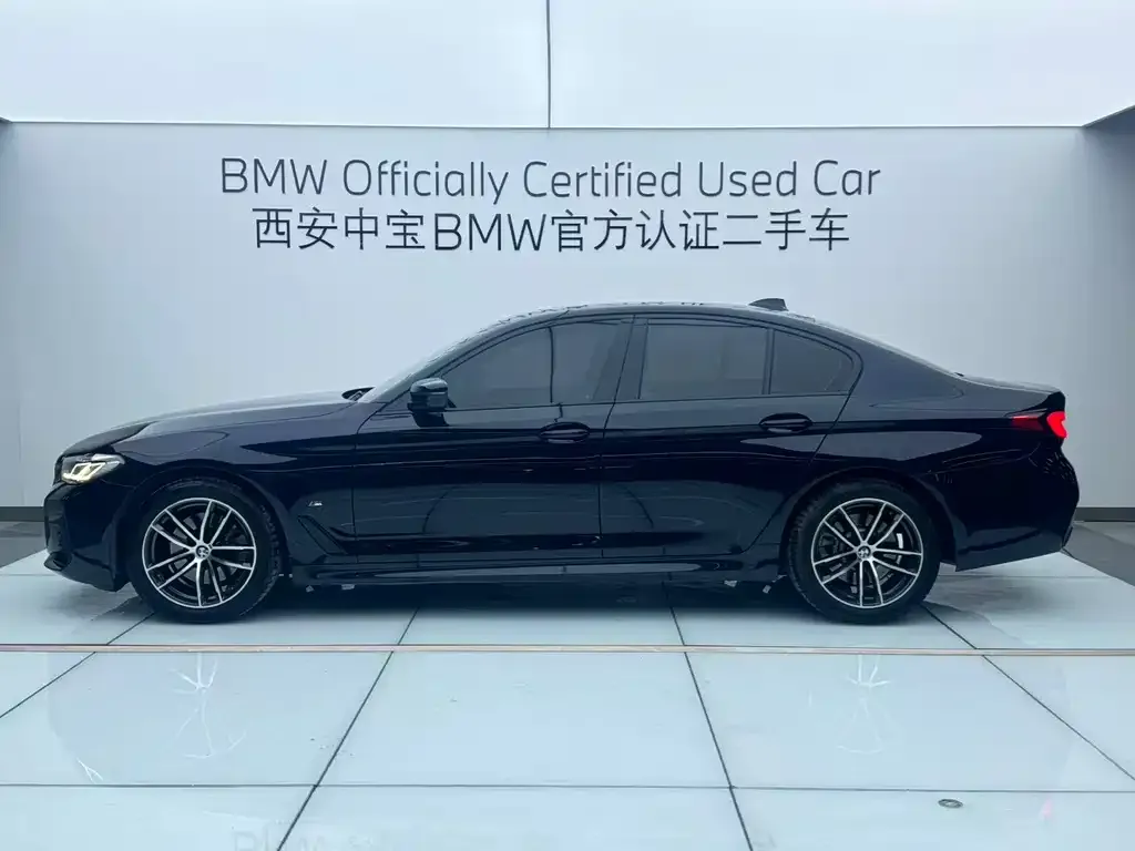 BMW 5 Series (Import) — фото 9