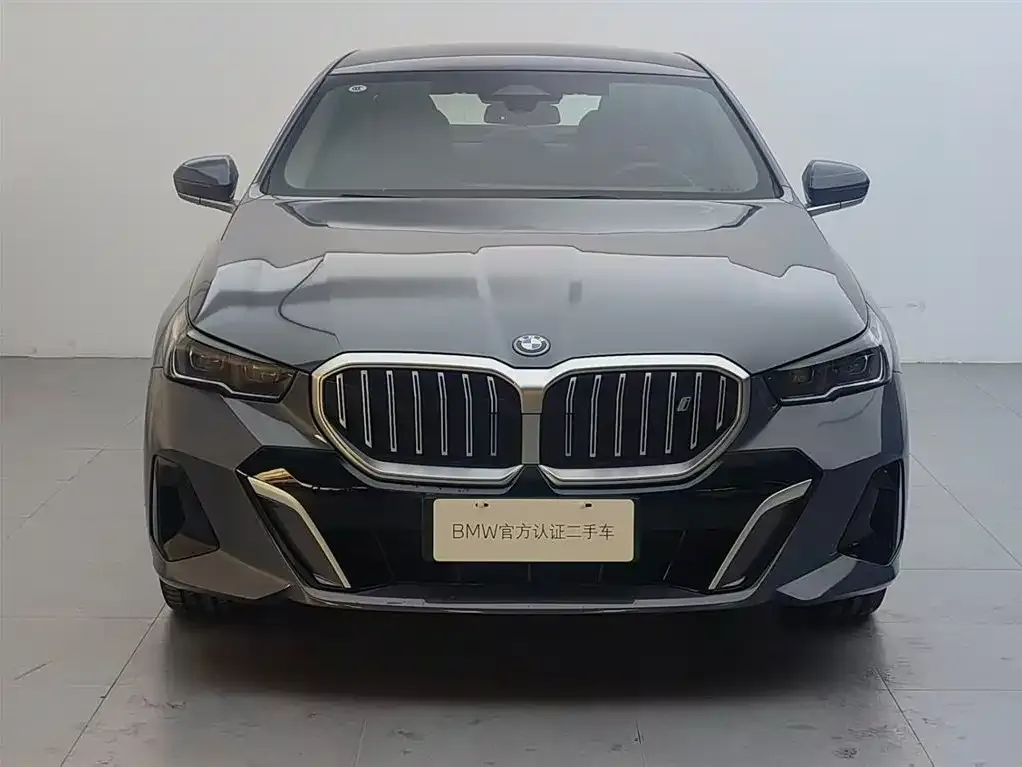 BMW i5 — фото 4