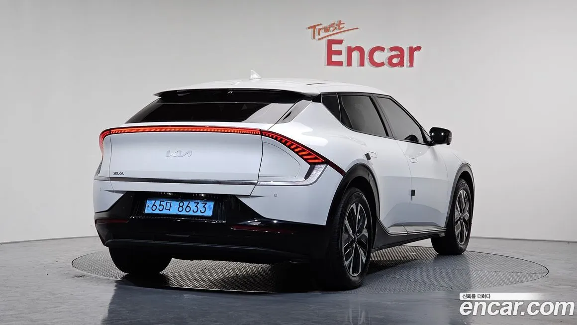 Kia EV6 — фото 7