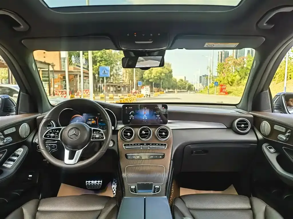 Mercedes-Benz GLC — фото 2
