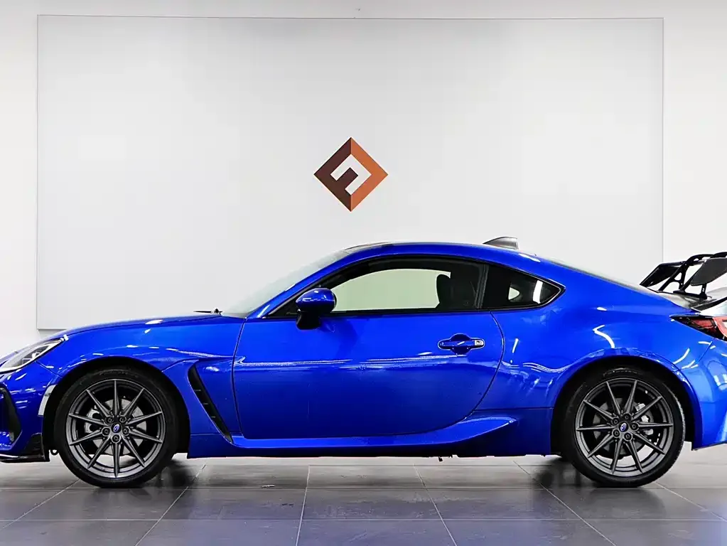Subaru BRZ — фото 3