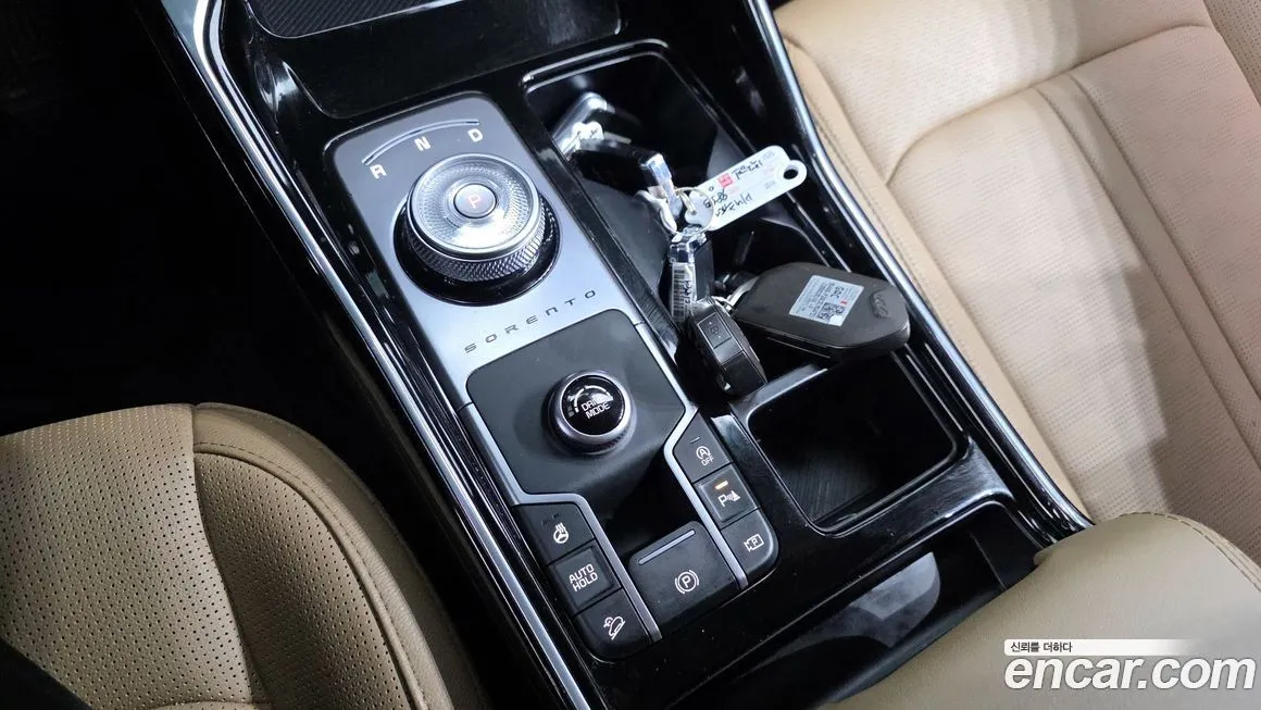 Kia Sorento — фото 8