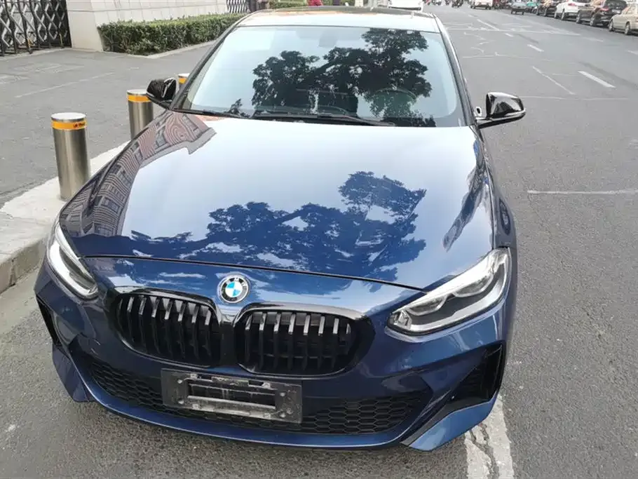 BMW 1 Series — фото 1