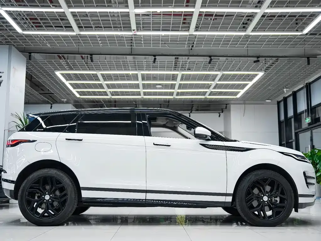 Land Rover Evoque — фото 5