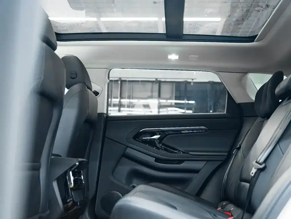 Land Rover Evoque — фото 9