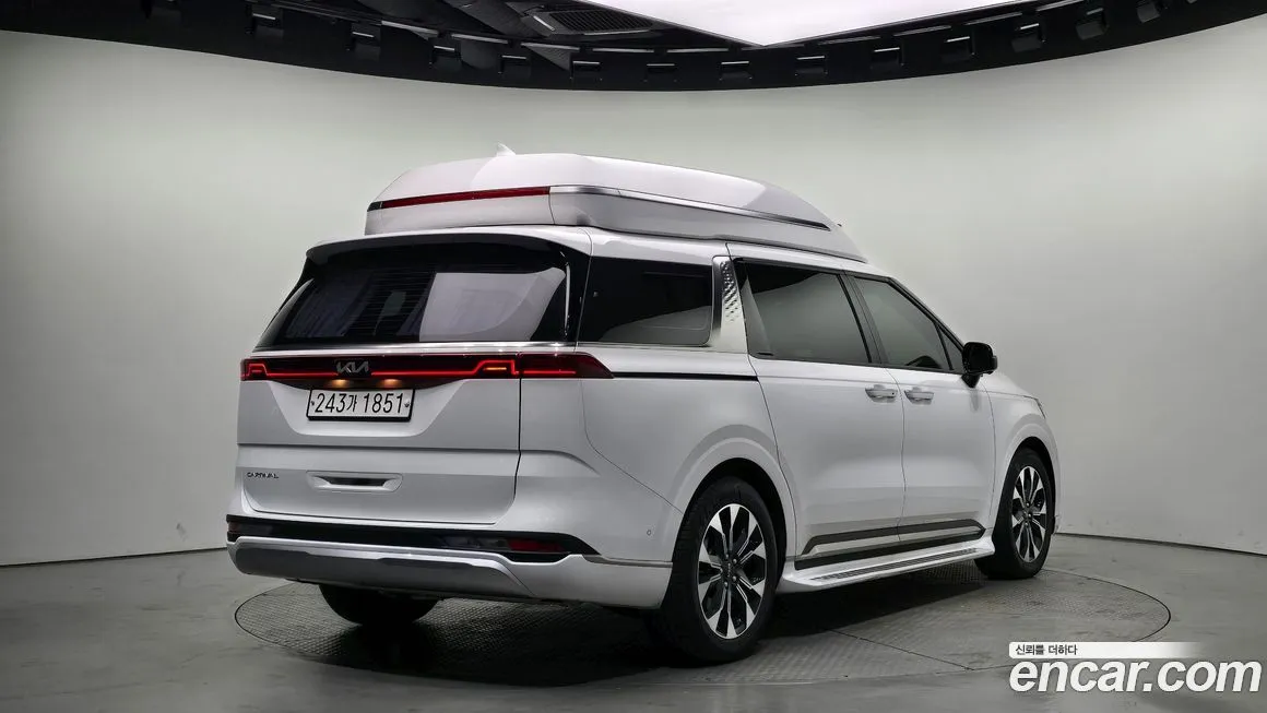 Kia Carnival — фото 5