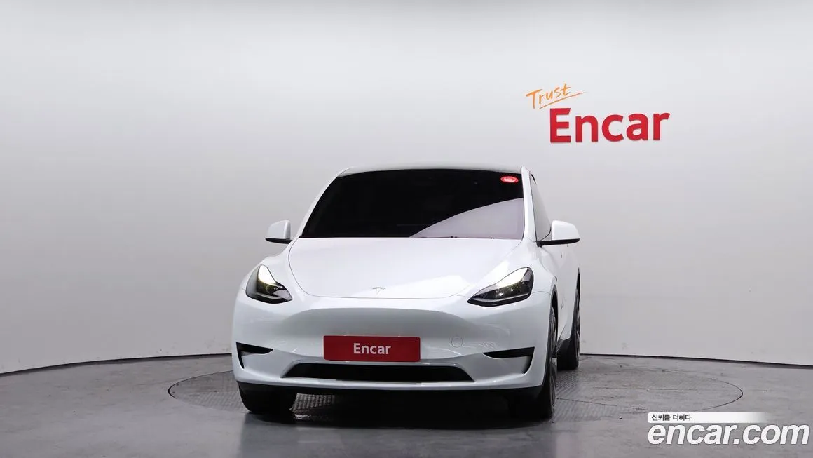 Tesla Model Y — фото 2