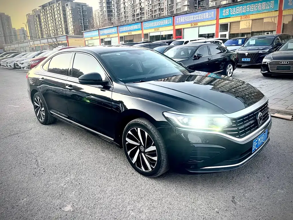 Volkswagen Passat — фото 5