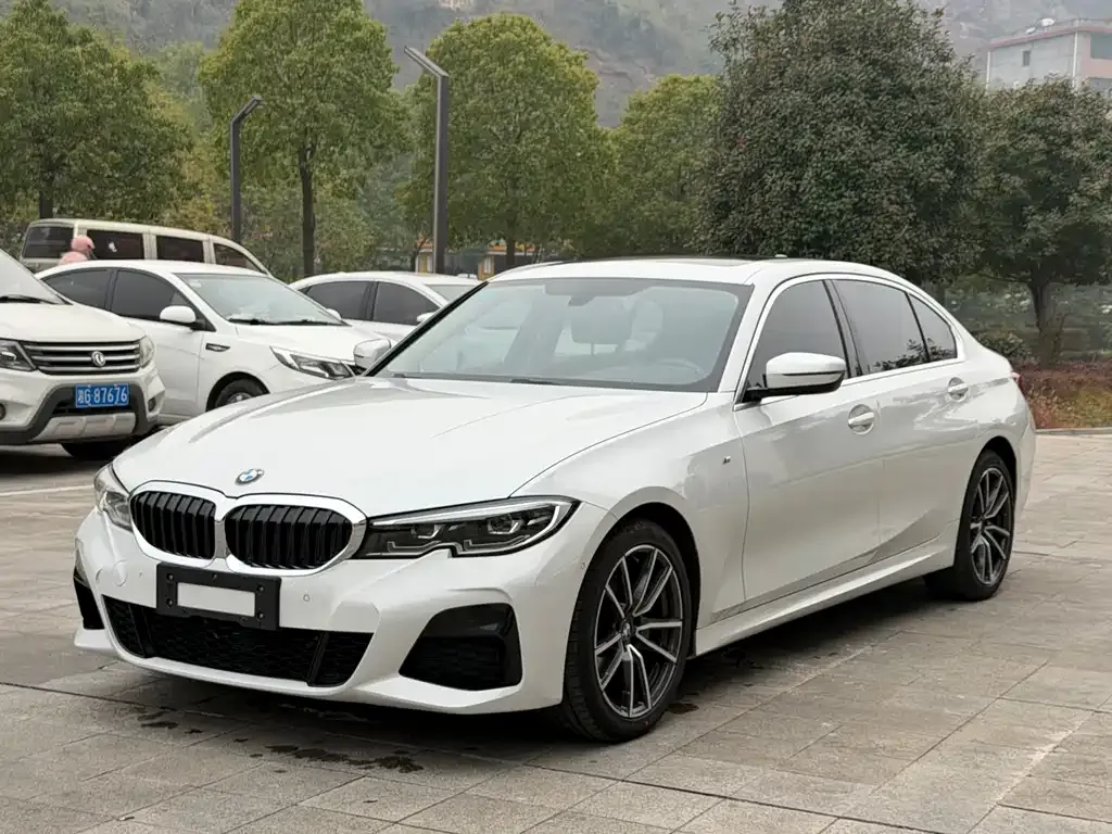 BMW 3 Series — фото 1