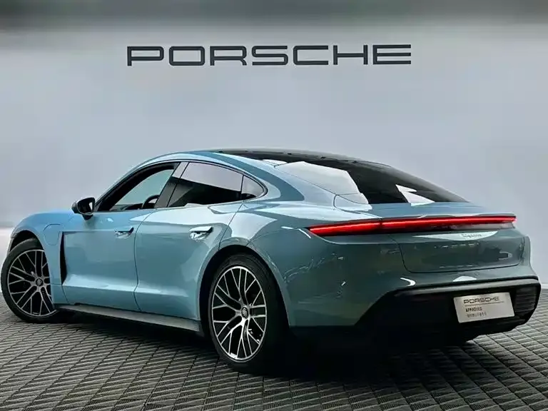 Porsche Taycan — фото 2
