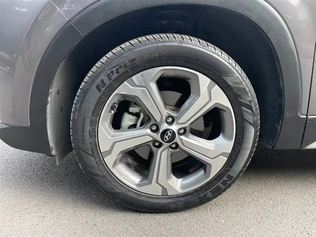 Hyundai Santa Fe — фото 2
