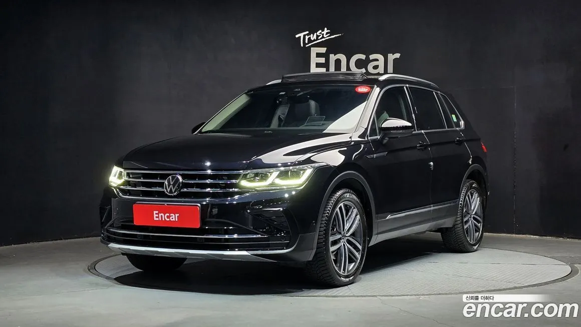 Volkswagen Tiguan — фото 1