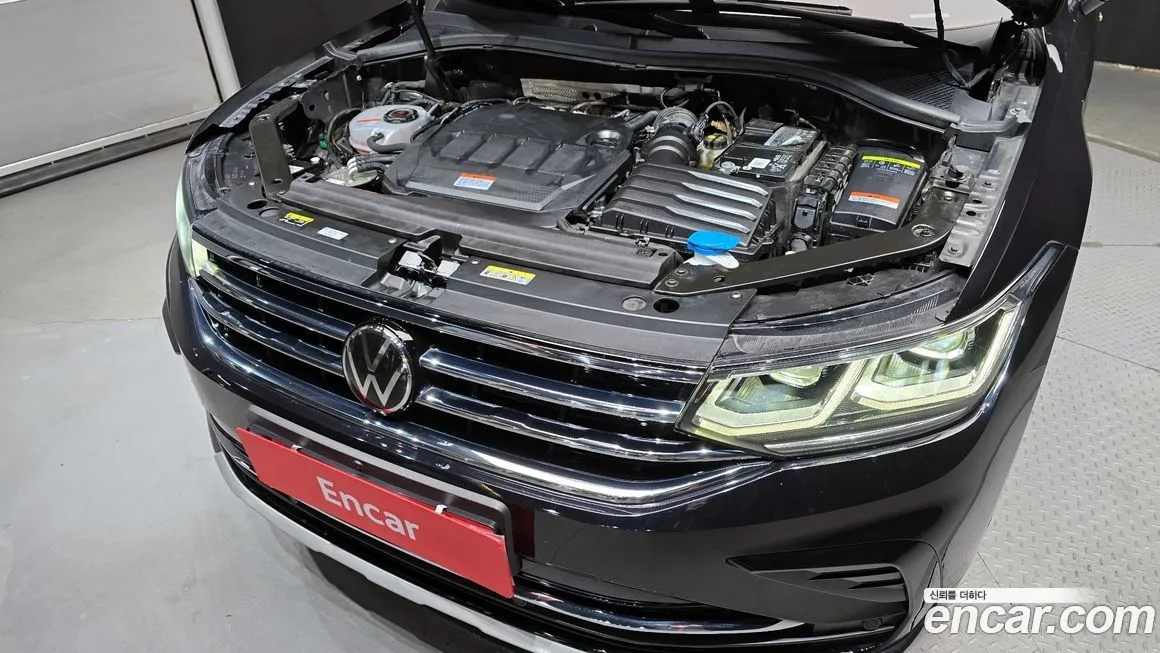 Volkswagen Tiguan — фото 6