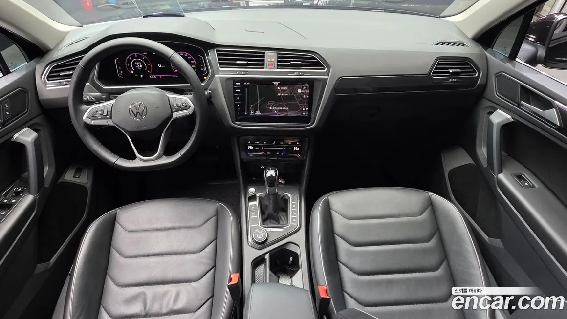 Volkswagen Tiguan — фото 7