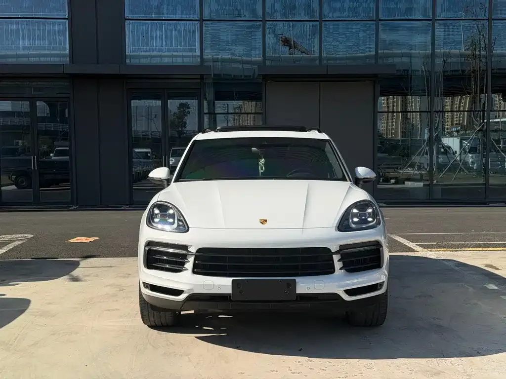 Porsche Cayenne — фото 2