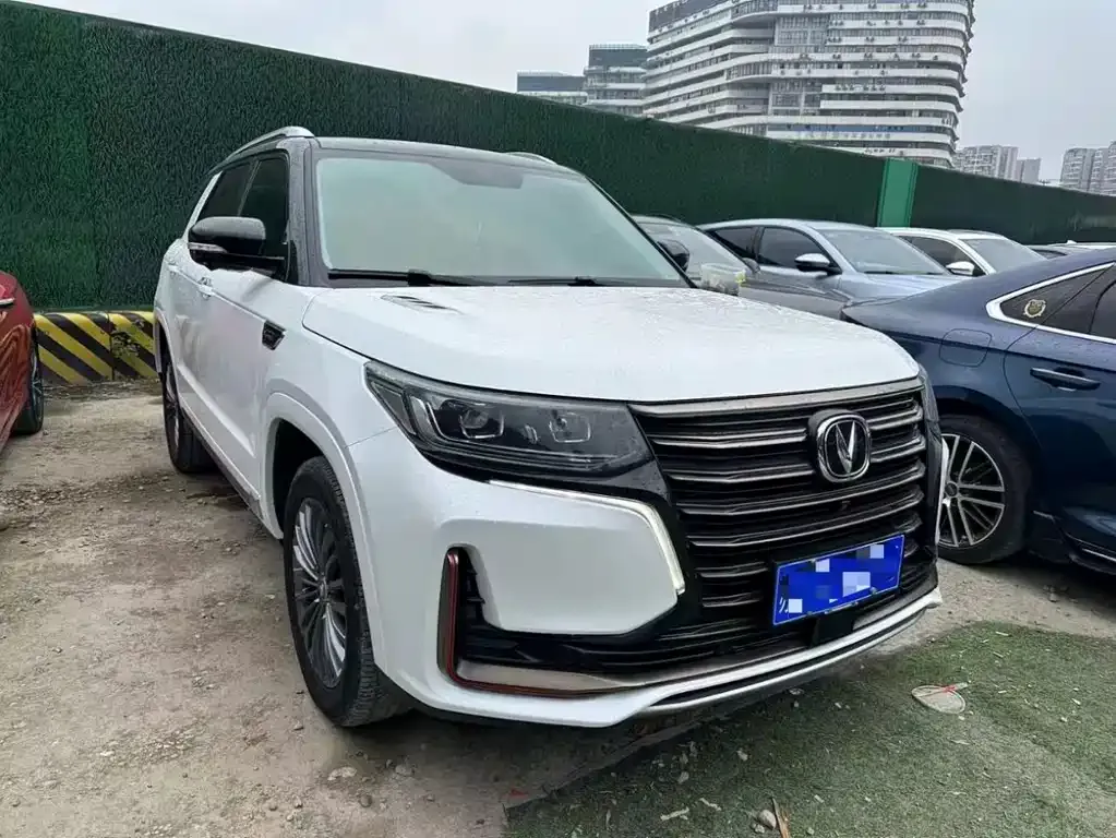 Changan CS95 — фото 6