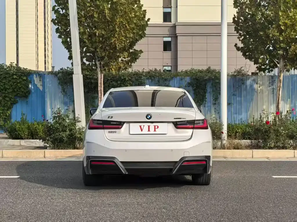 BMW i3 — фото 8