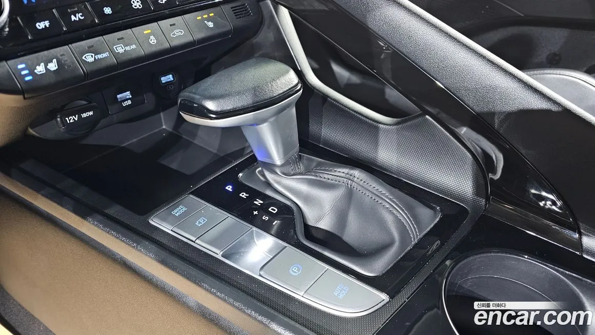 Hyundai AVANTE — фото 9