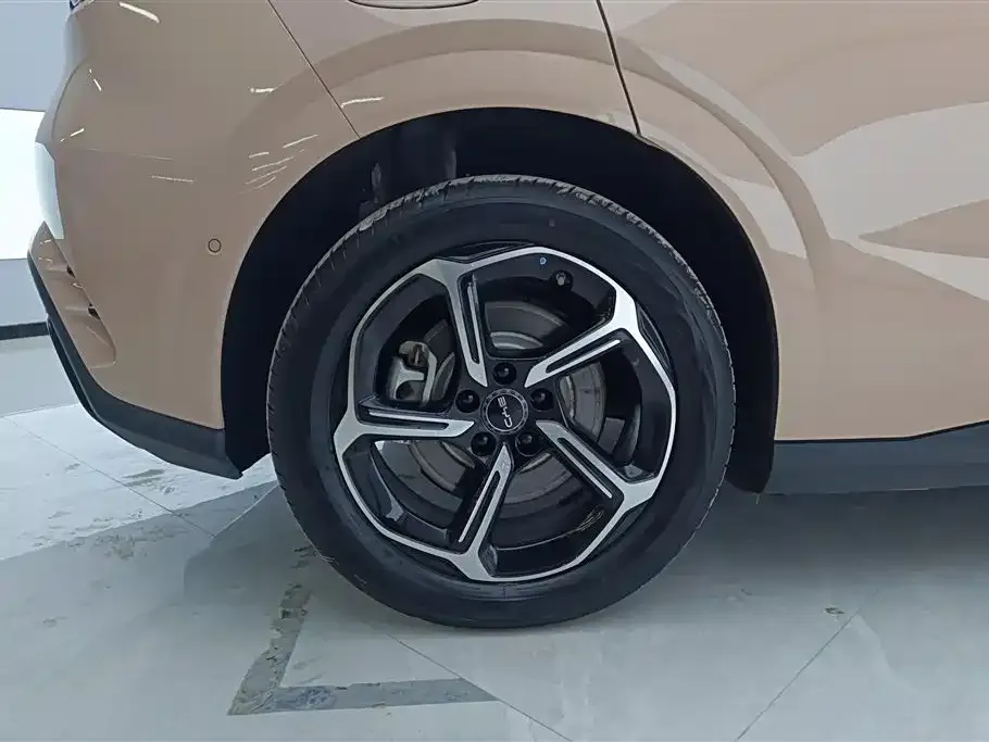 BYD Seal 06GT — фото 3