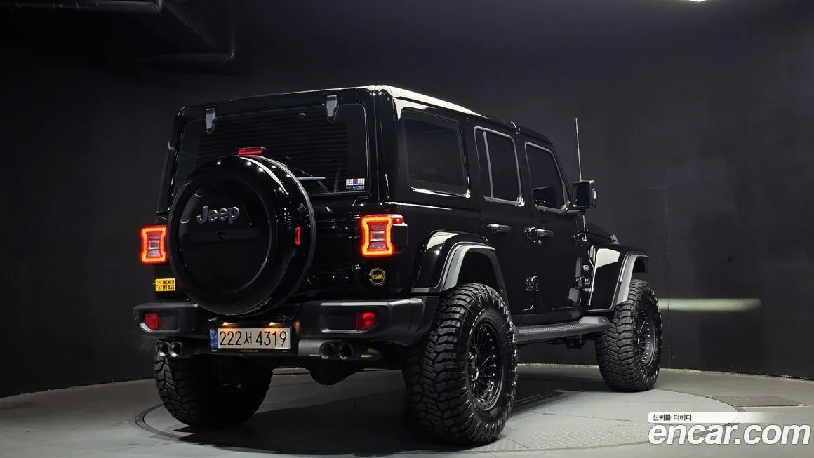 Jeep Wrangler — фото 2