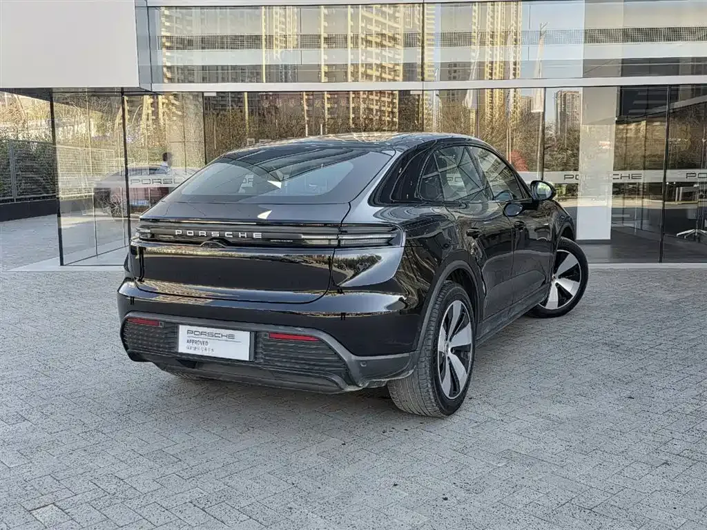 Porsche Macan EV — фото 9