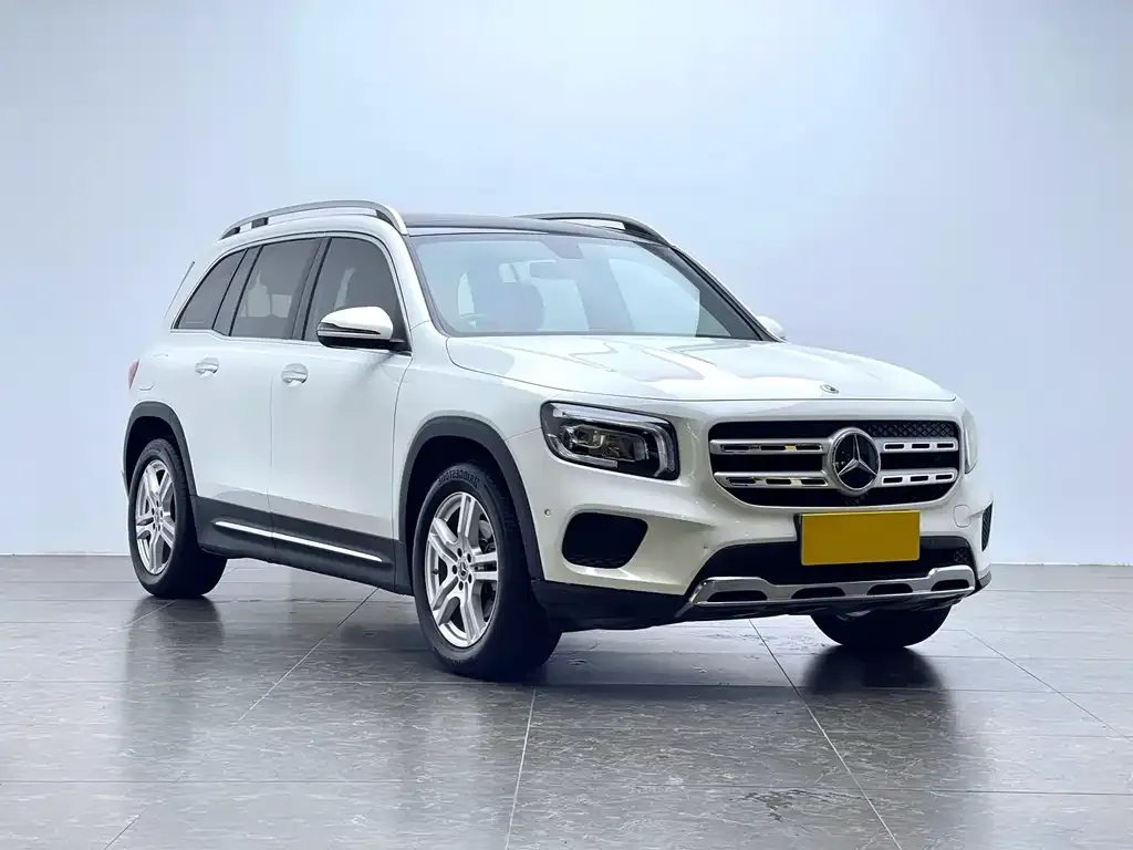 Mercedes-Benz GLB — фото 3