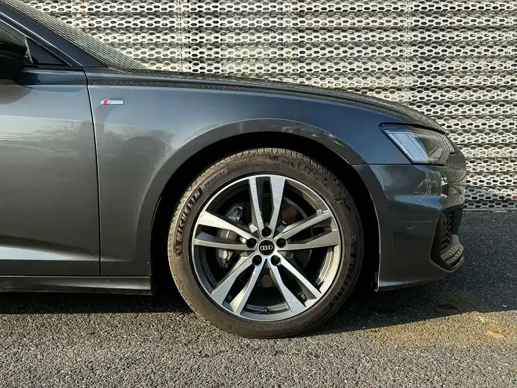 Audi A6 (Import) — фото 3