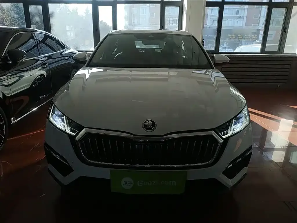 Skoda Octavia — фото 8