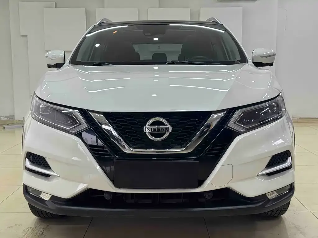 Nissan Qashqai — фото 4