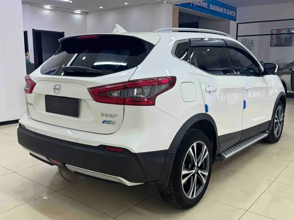 Nissan Qashqai — фото 3
