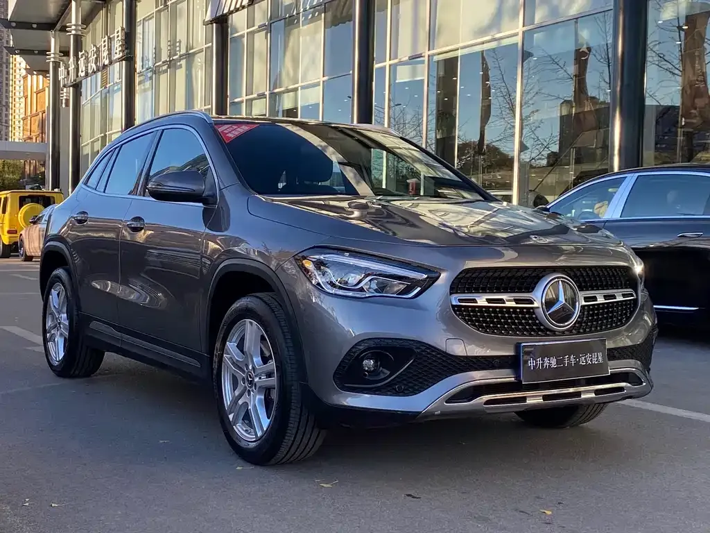 Mercedes-Benz GLA — фото 8