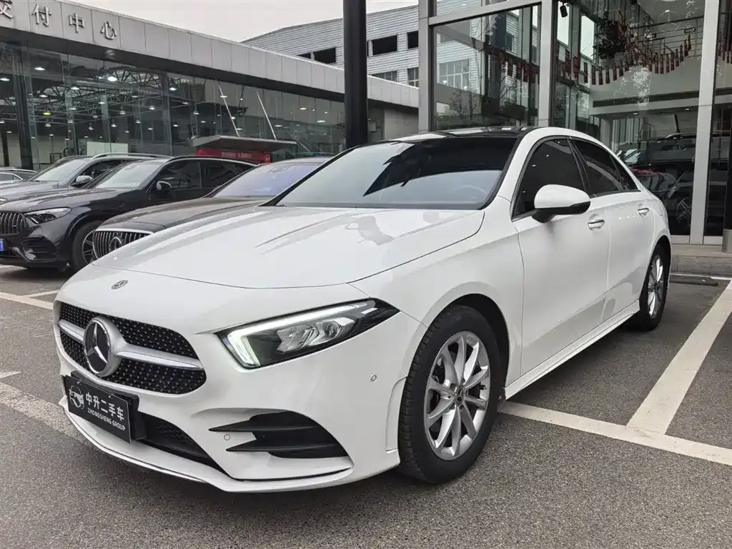 Mercedes-Benz A-Class — фото 1